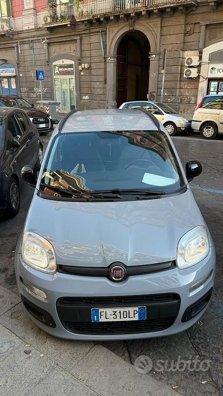 Usata Fiat Panda Lounge 69 CV (50 kW) 2017 Grigio Utilitaria