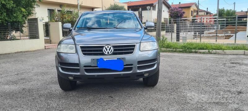Grigio Usata 2004 VW Touareg R SUV | 6750 € (Molto cara) - Immagine 1/4