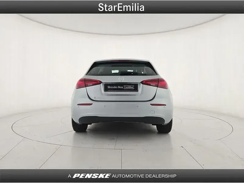 Usata Mercedes A180 Advanced 116 CV (85 kW) 2025 Argento Utilitaria
