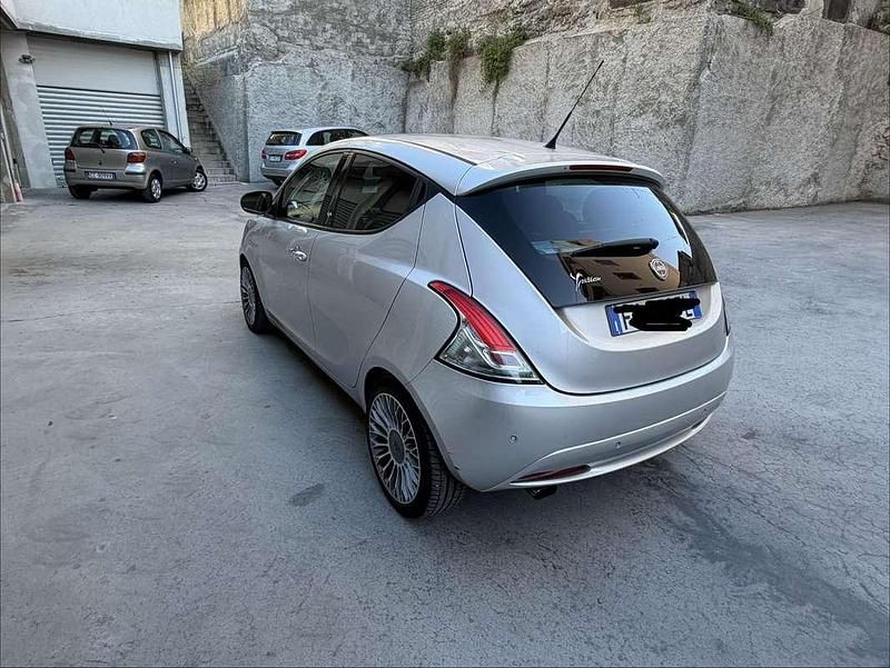 Usata Lancia Ypsilon S 95 CV (69 kW) 2017 Utilitaria
