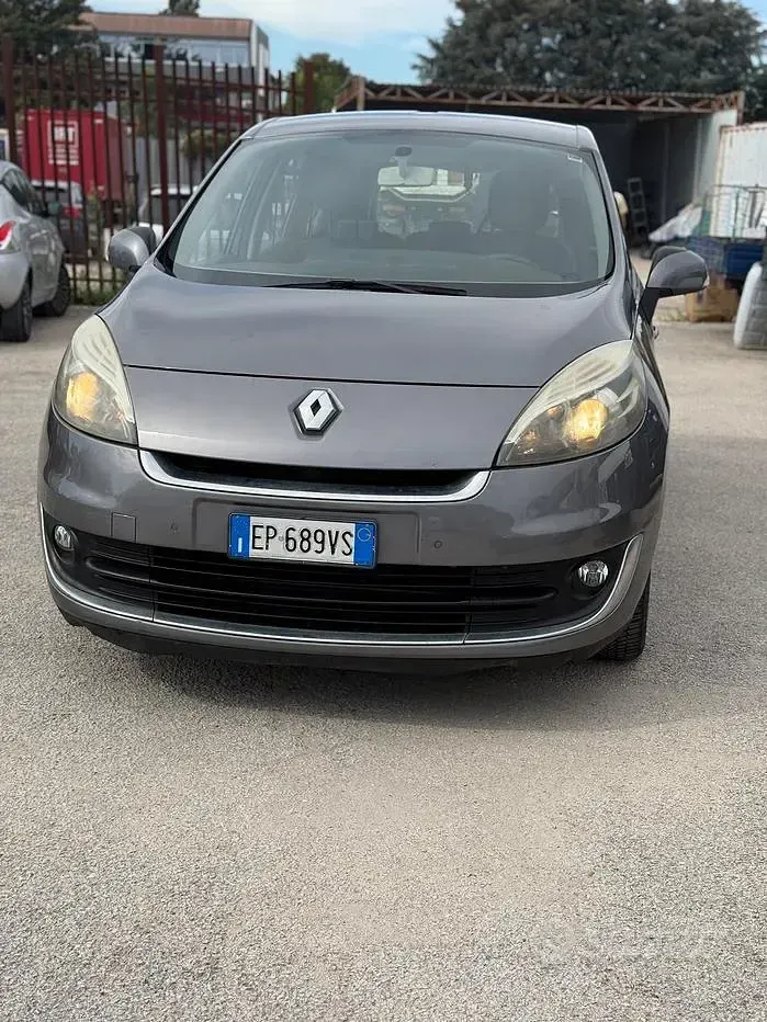 Usata Renault Scénic III XMOD 110 CV (80 kW) 2013 Monovolume