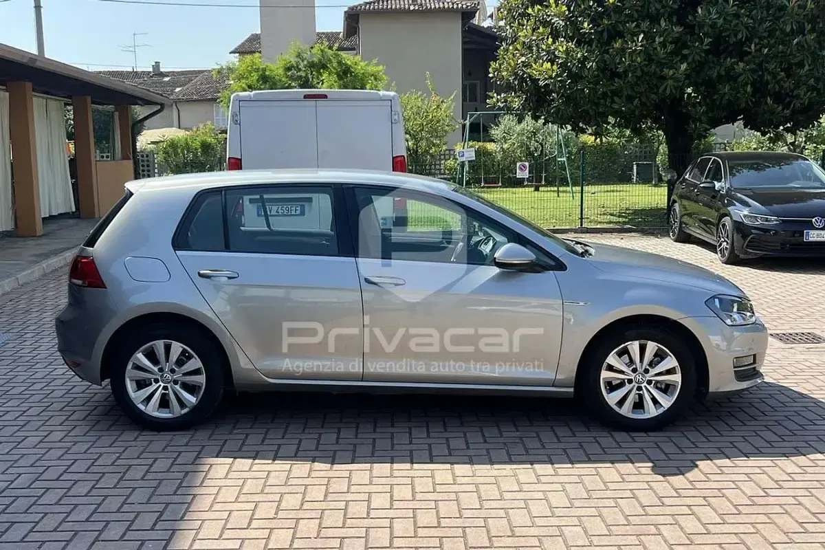 Usata VW Golf VII Trendline 110 CV (80 kW) 2014 Grigio Utilitaria