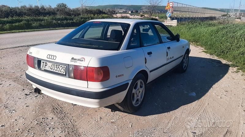 Usata Audi 80 90 CV (66 kW) 1993 Bianco Berlina