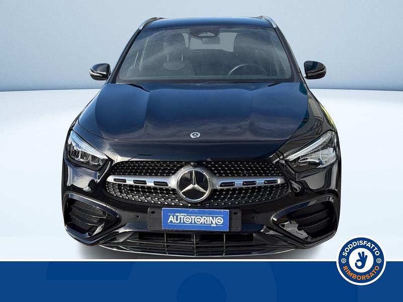 Usata Mercedes GLA180 Advanced Plus 116 CV (85 kW) 2024 Rosso metallizzato SUV