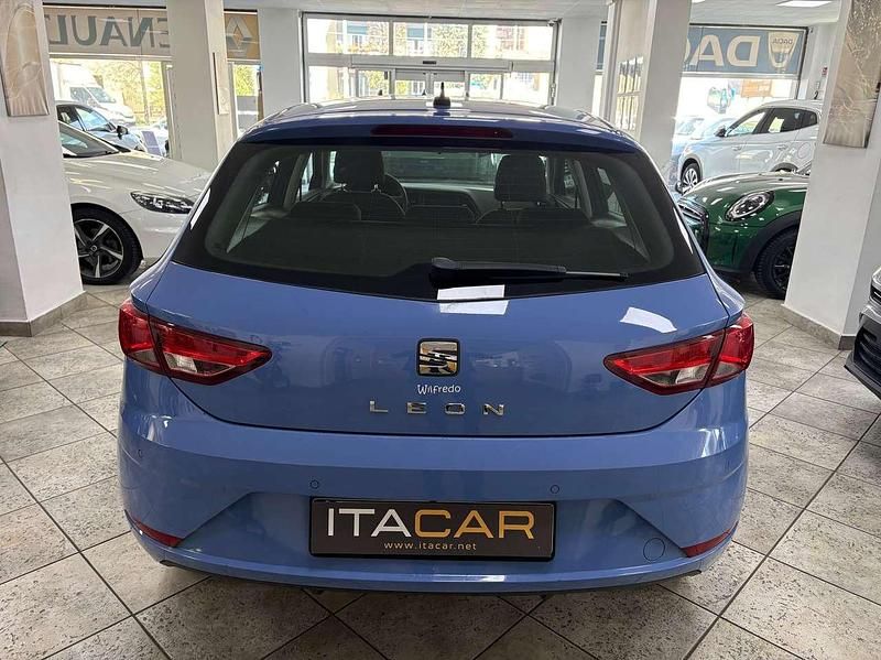 Usata Seat Leon 150 CV (110 kW) 2019 Blu/azzurro Berlina