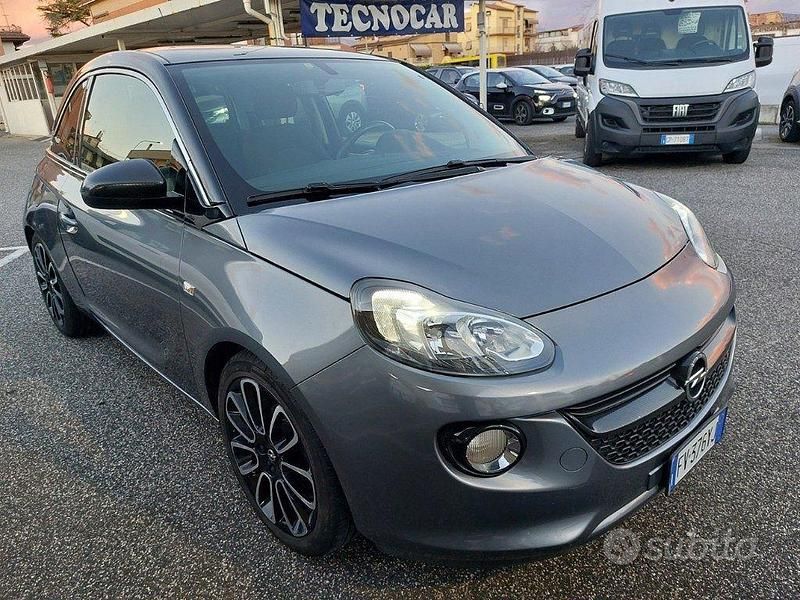 Usata Opel Adam Glam 70 CV (51 kW) 2019 Grigio Utilitaria