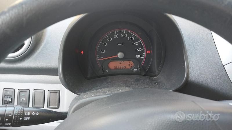 Usata Suzuki Alto 54 CV (39 kW) 2000 Grigio Utilitaria