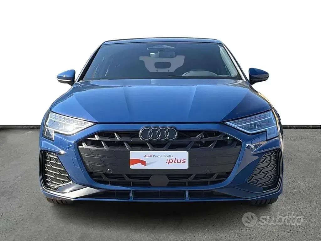 Nuova Audi A3 S-Line 150 CV (110 kW) 2026 Blu Berlina