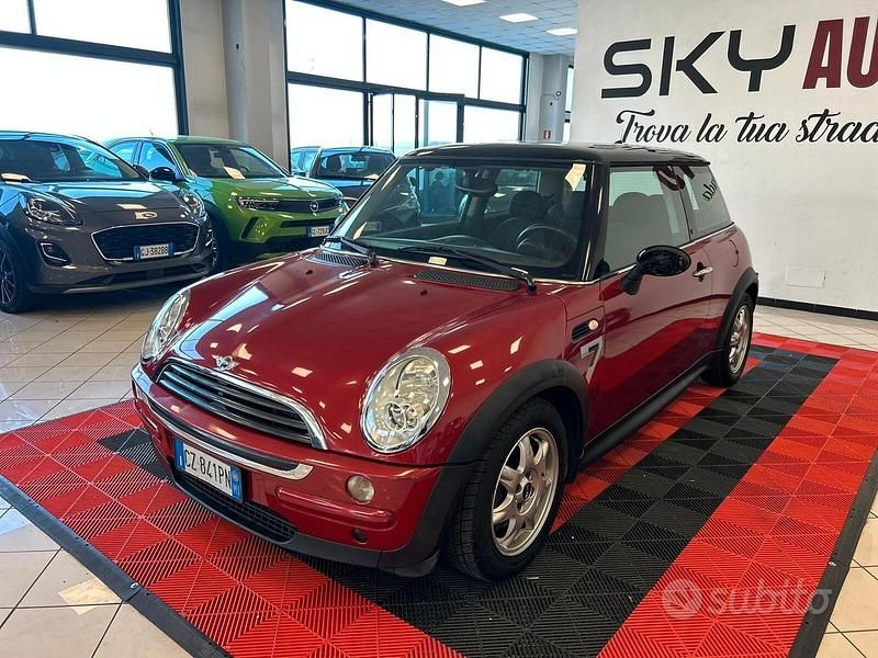 Usata Mini One D Seven 88 CV (64 kW) 2006 Rosso Utilitaria