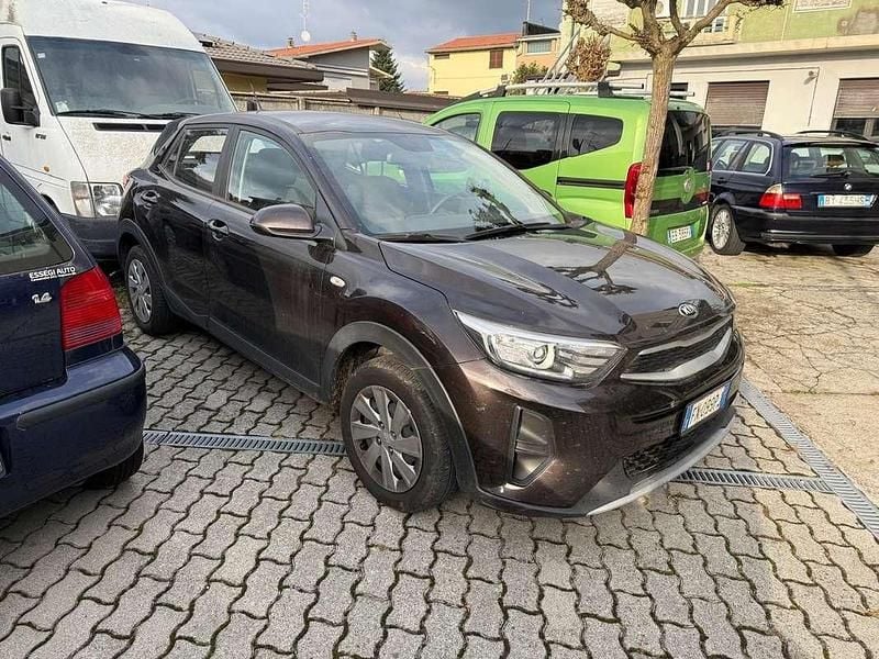 Usata Kia Stonic Urban 97 CV (71 kW) 2019 Marrone SUV