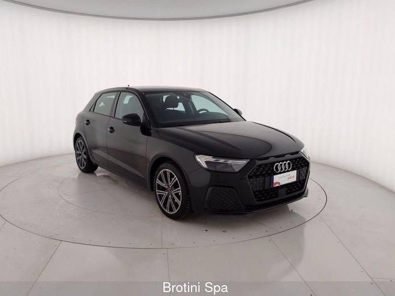 Usata Audi A1 Sportback Admired 95 CV (69 kW) 2023 Nero mythos metallizzato Utilitaria