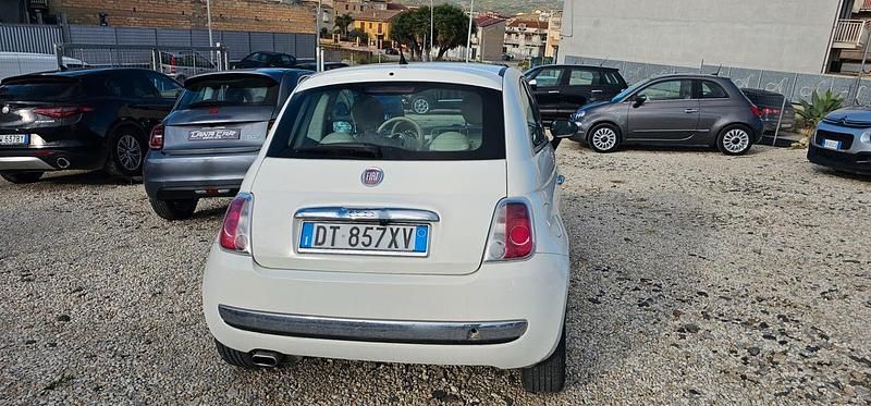 Usata Fiat 500 Lounge 75 CV (55 kW) 2010 Argento Berlina
