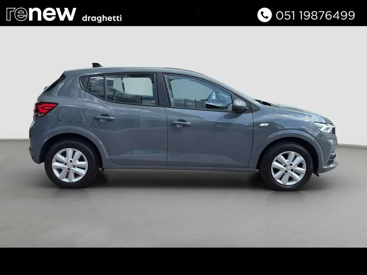 Usata Dacia Sandero Expression 101 CV (74 kW) 2023 Grigio Berlina