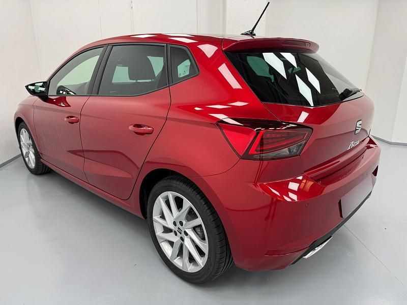 Usata Seat Ibiza FR 110 CV (80 kW) 2024 Rosso Utilitaria