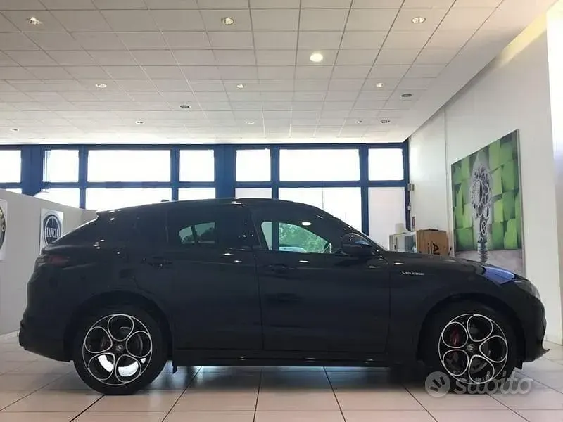 Usata Alfa Romeo Stelvio Veloce 210 CV (154 kW) 2023 Nero SUV