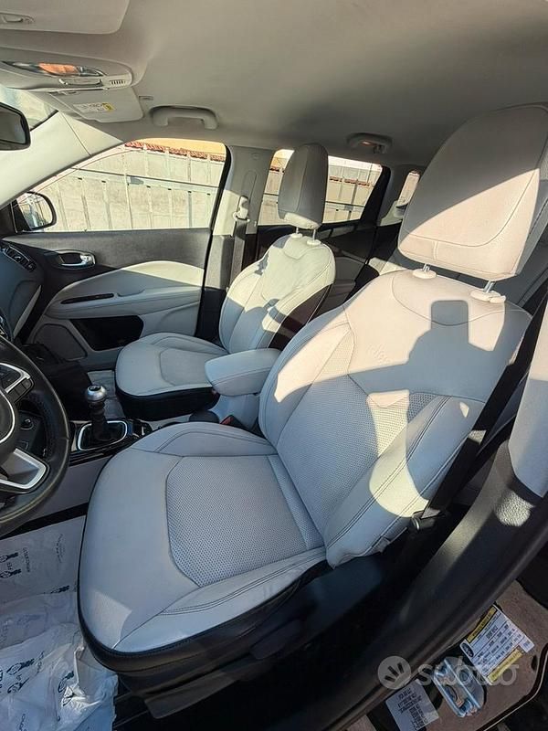 Usata Jeep Compass Longitude 120 CV (88 kW) 2019 Grigio SUV