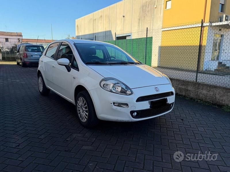 Bianco Usata 2014 Fiat Punto Evo Lounge Utilitaria | 3800 € (Ottimo prezzo) - Immagine 1/4