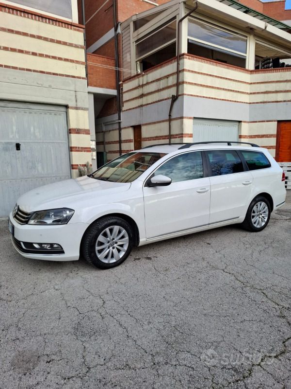 Usata 2012 VW Passat Station wagon | 2900 € (Super prezzo) - Immagine 1/4