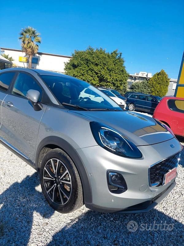 Usata Ford Puma Titanium 125 CV (91 kW) 2023 Grigio Berlina