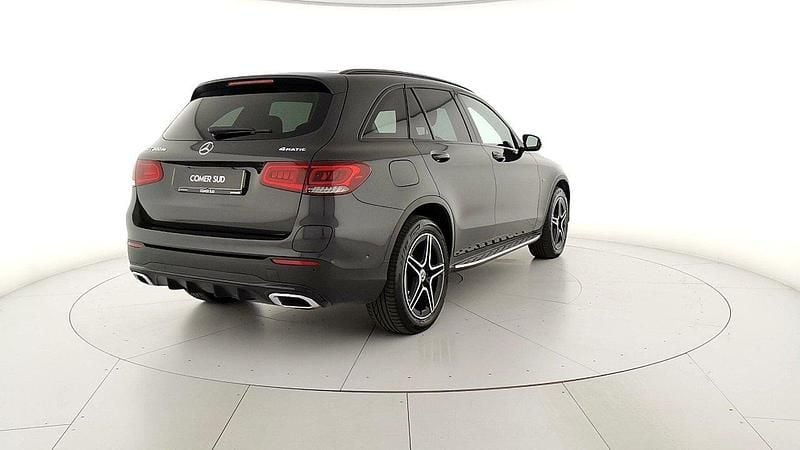 Usata Mercedes GLC300 Premium 194 CV (142 kW) 2021 Grigio grafite SUV