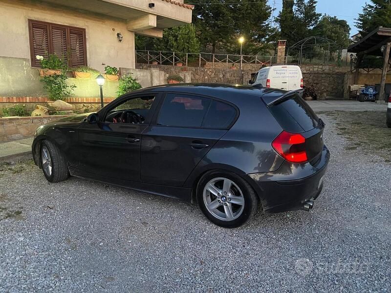 Usata 2004 BMW 120 M Sport Due volumi | 3700 € (Buon prezzo) - Immagine 1/4