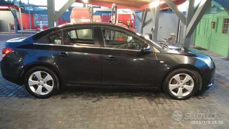 Usata Chevrolet Cruze 150 CV (110 kW) 2009 Nero Berlina