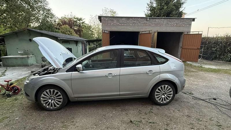 Begagnad Ford Focus 90 HK (66 kW) 2008 Kombi