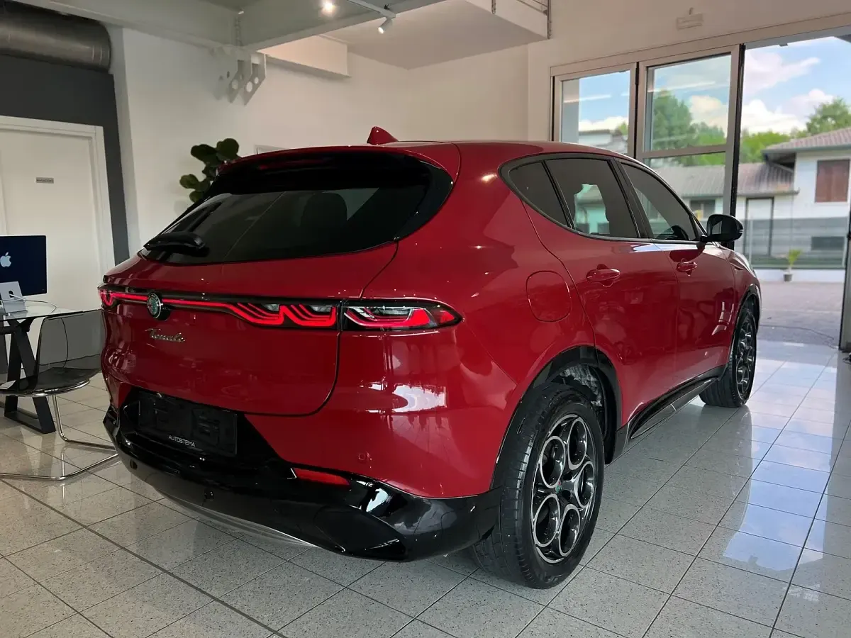 Usata Alfa Romeo Tonale Ti 180 CV (132 kW) 2024 Rosso SUV