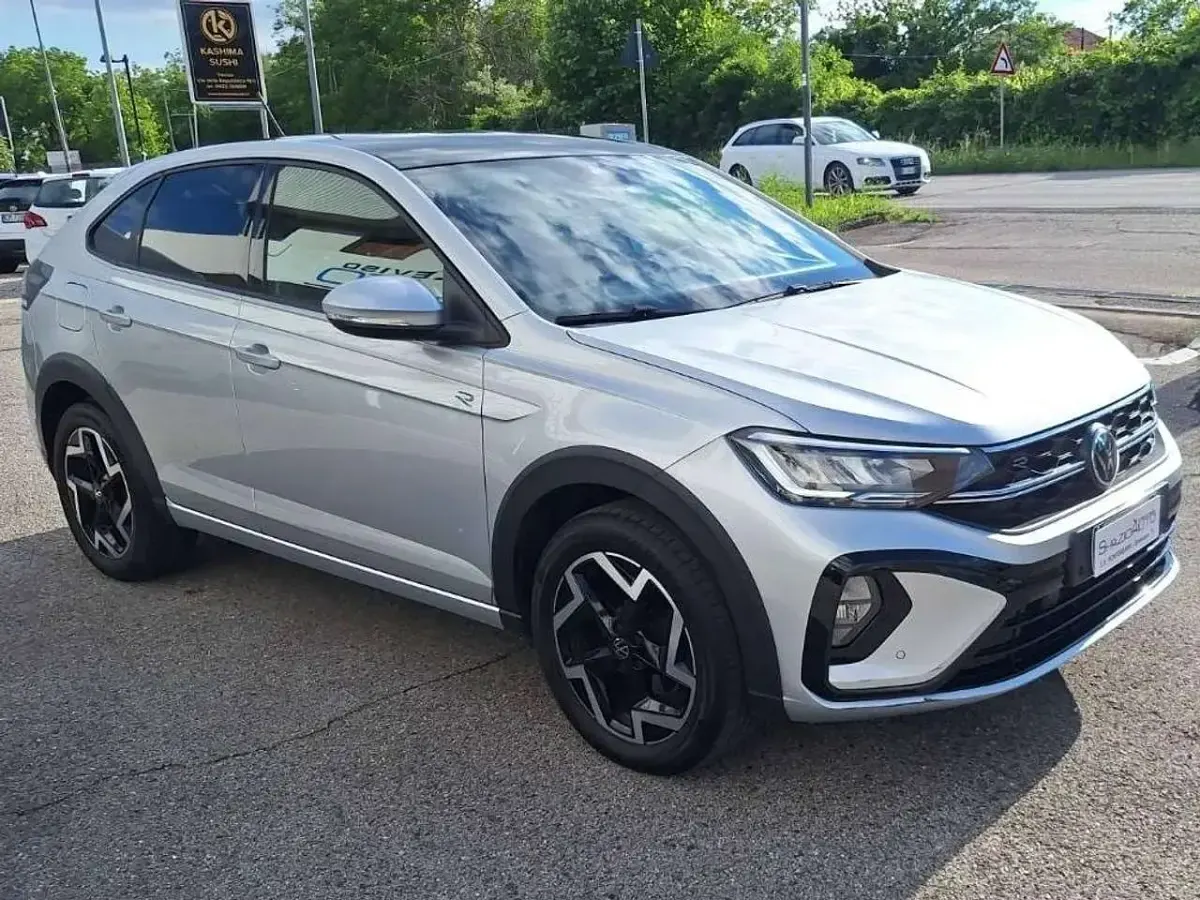 Usata VW Taigo R-line 116 CV (85 kW) 2025 Argento SUV