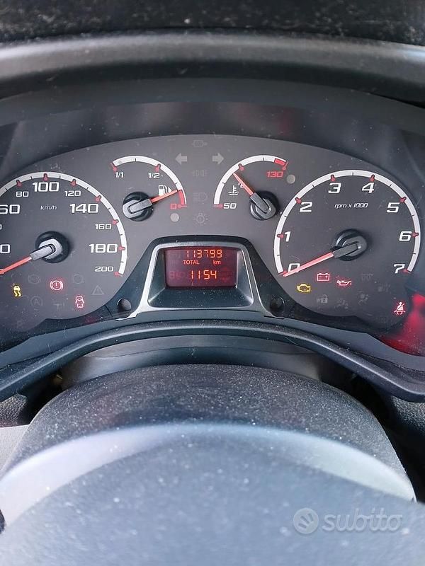 Usata Ford Ka 69 CV (50 kW) 2013 Rosso Berlina