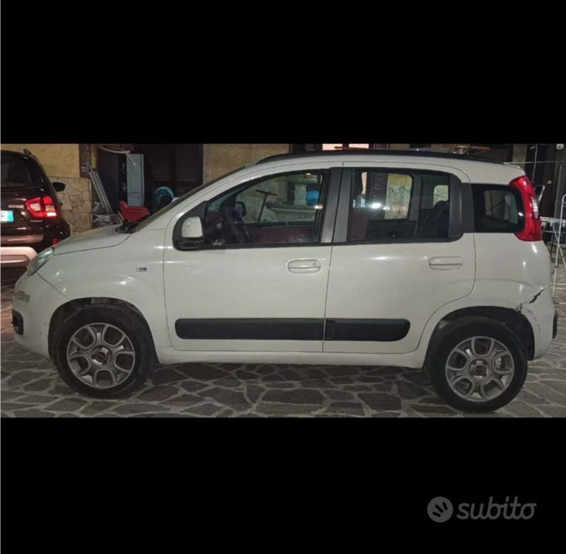 Usata Fiat Panda 85 CV (62 kW) 2015 Marrone Utilitaria