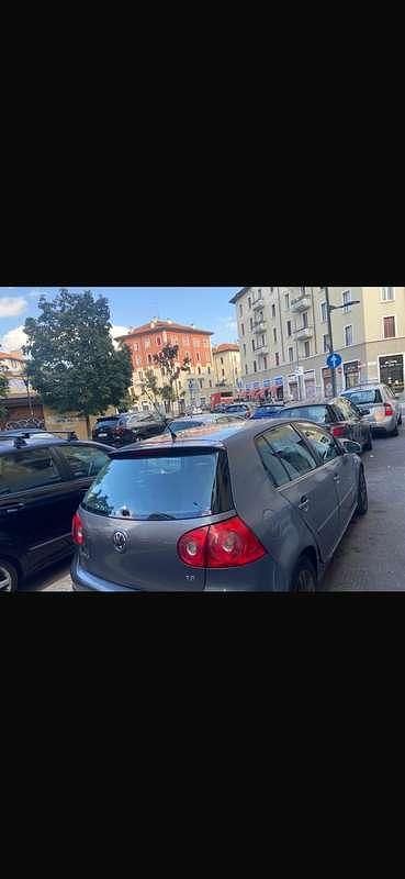 Usata VW Golf V Comfortline 102 CV (75 kW) 2007 Grigio Berlina