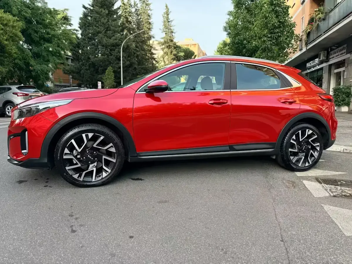 Usata Kia XCeed Style 135 CV (99 kW) 2023 Rosso SUV