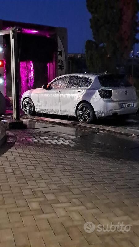 Usata BMW 114 102 CV (75 kW) 2014 Grigio Utilitaria