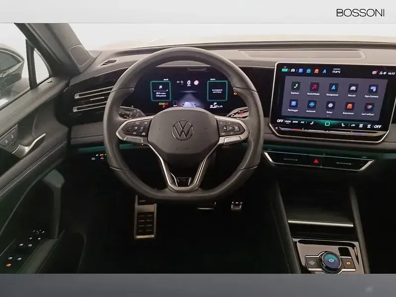 Usata VW Tiguan R-line 150 CV (110 kW) 2025 Nero SUV