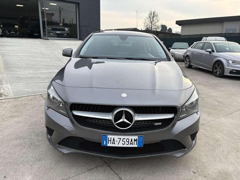 Usata Mercedes CLA200 Shooting Brake 136 CV (100 kW) 2015 Grigio Station wagon