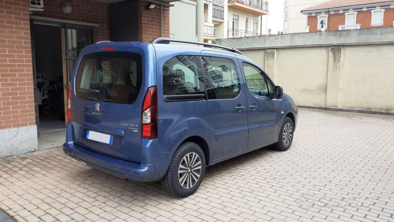 Usata Peugeot Partner 2014 Blu Monovolume