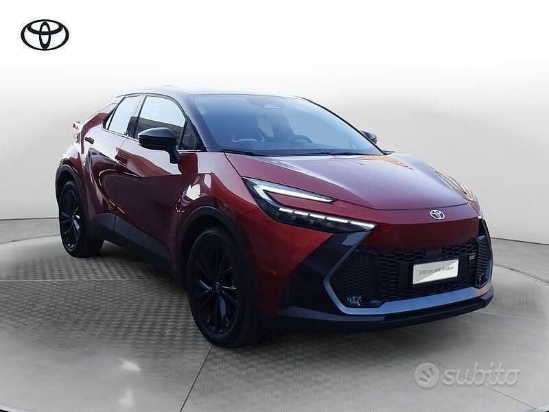 Usata Toyota C-HR Sport 223 CV (164 kW) 2025 Arancione SUV