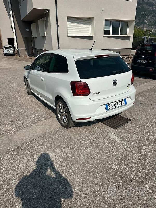 Usata VW Polo 90 CV (66 kW) 2015 Bianco Berlina