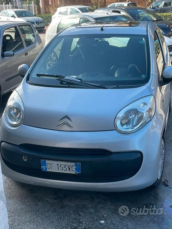 Grigio Usata 2007 Citroën C1 Due volumi | 2700 € (Ottimo prezzo) - Immagine 1/4