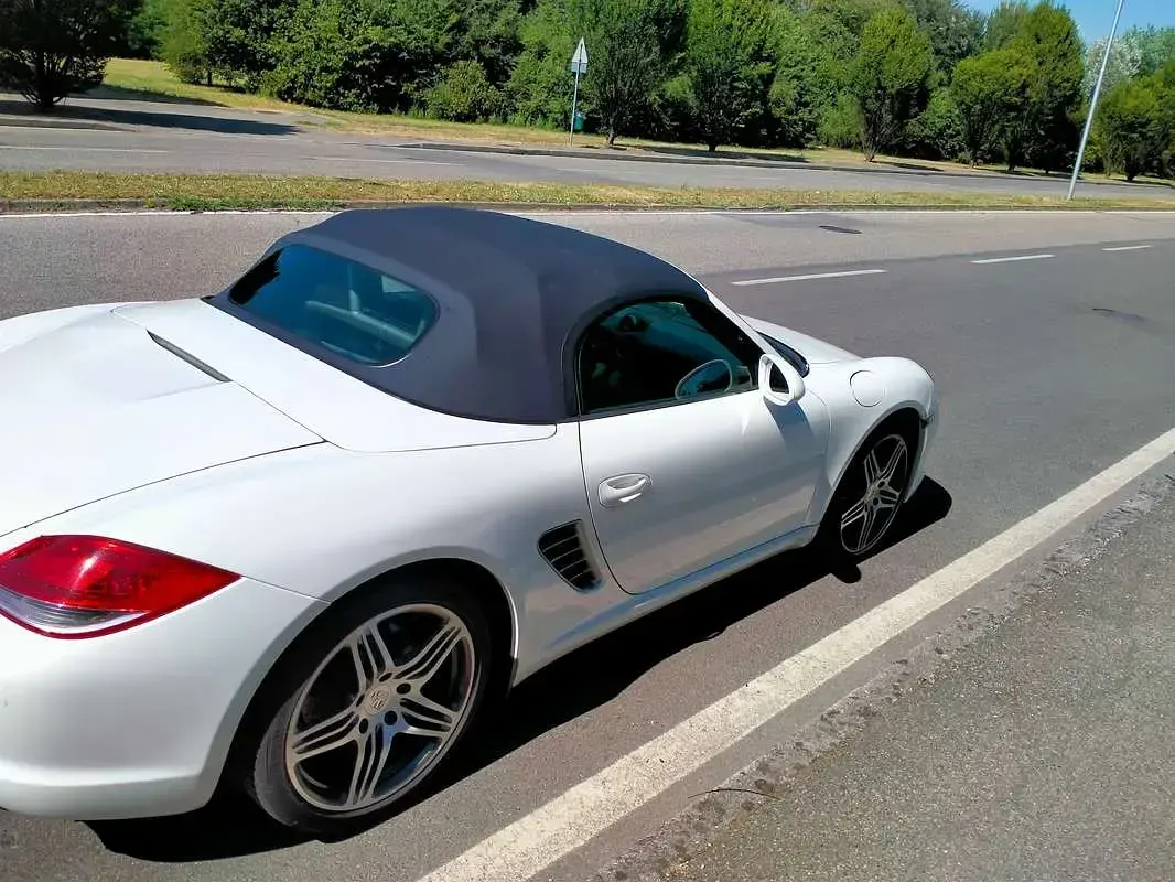 Gebraucht Porsche Boxster 256 PS (188 kW) 2009 Weiß Cabrio