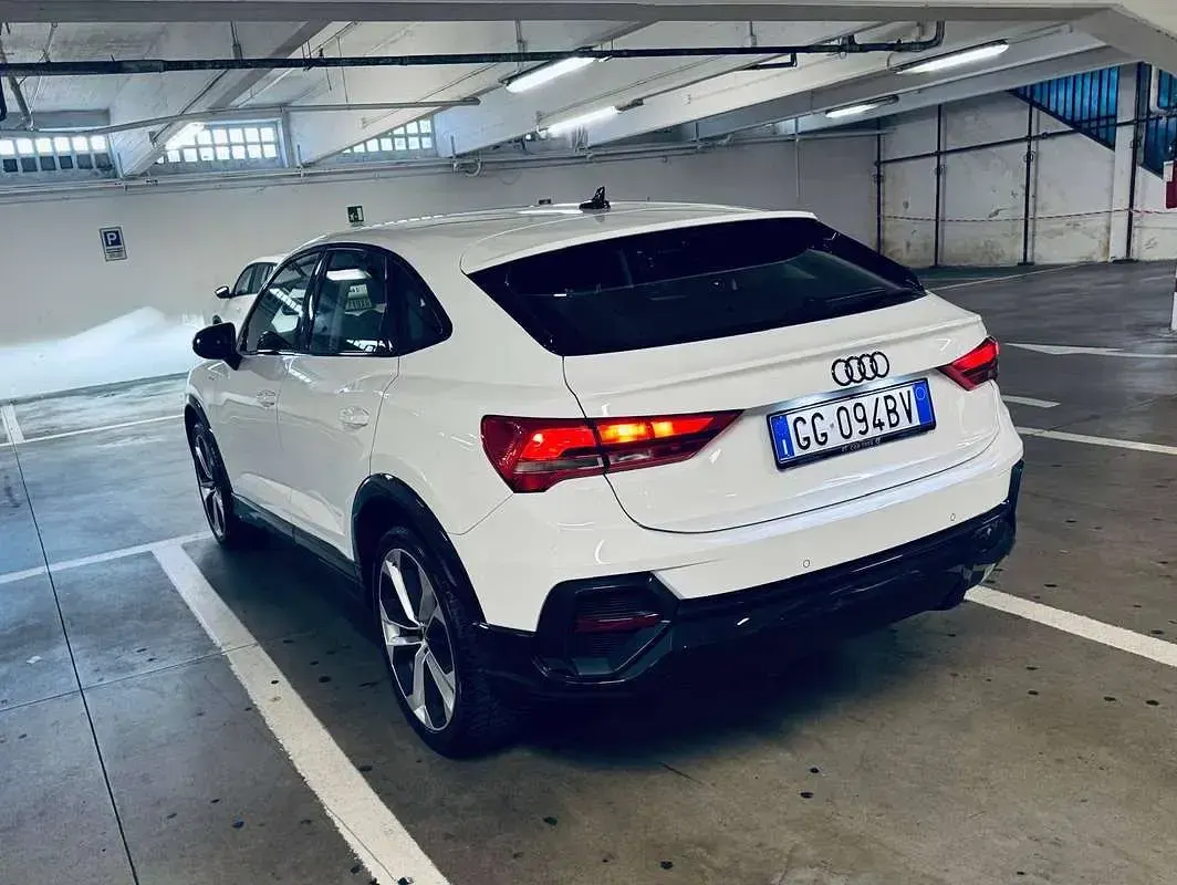 Usata Audi Q3 Sportback Business Plus 150 CV (110 kW) 2021 Bianco SUV
