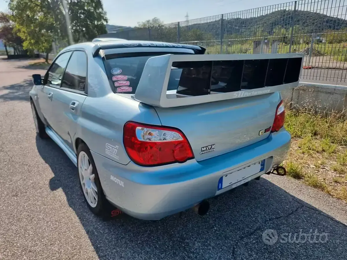 Usata Subaru Impreza 224 CV (164 kW) 2005 Bluazzurro Berlina