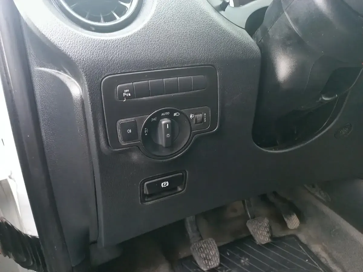 Usata Mercedes Vito 136 CV (100 kW) 2021 Bianco Furgone