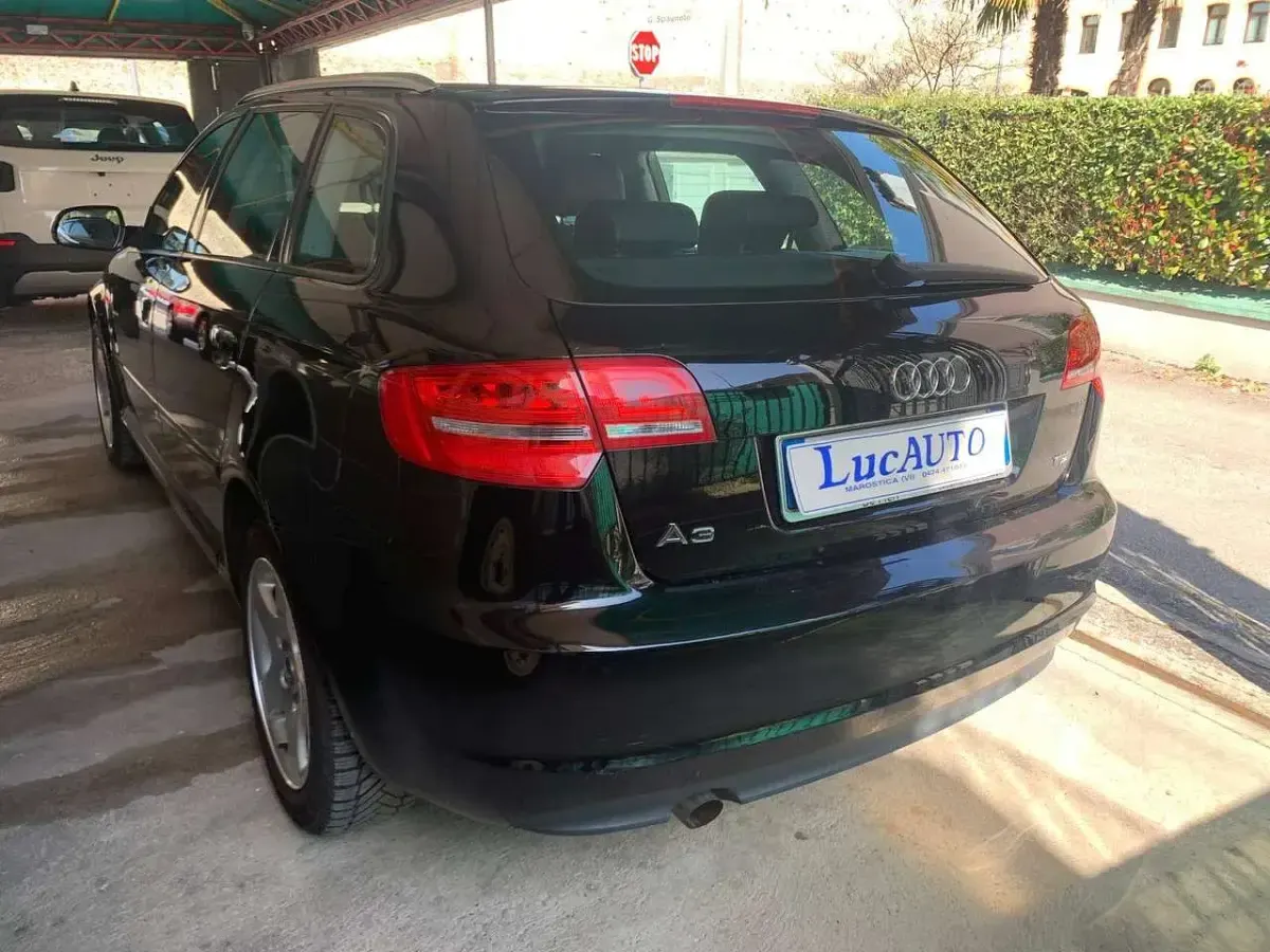 Usata Audi A3 Ambition 90 CV (66 kW) 2010 Nero Utilitaria