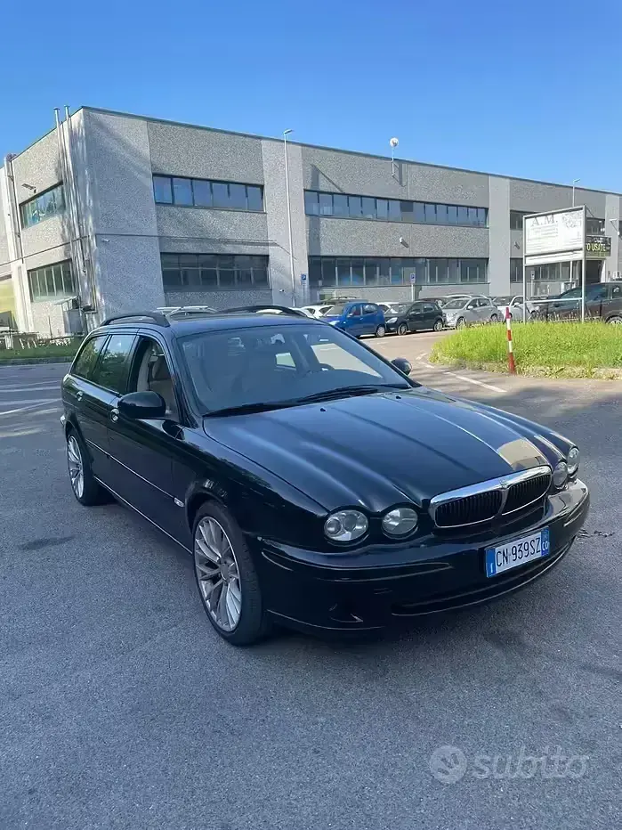 Usata Jaguar X-type 156 CV (114 kW) 2004 Nero Station wagon