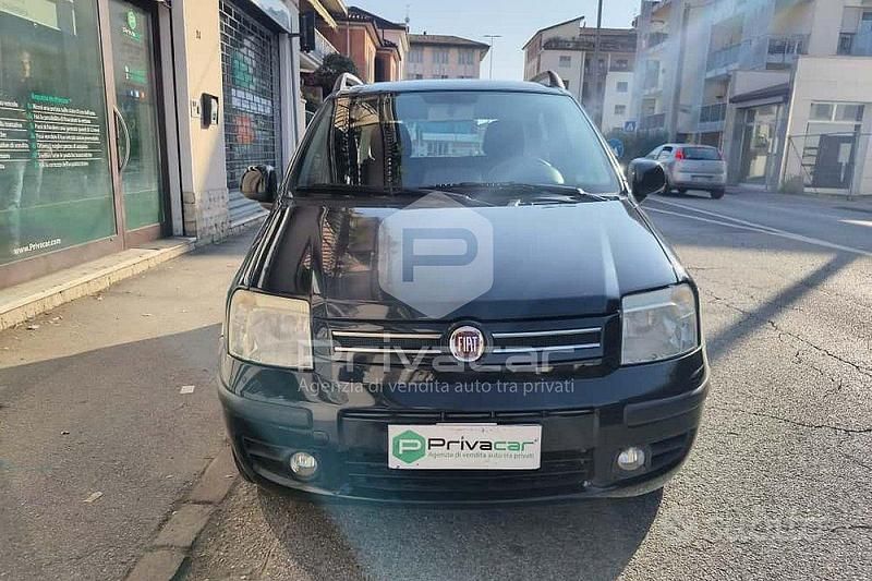 Usata Fiat Panda Dynamic 69 CV (50 kW) 2010 Nero Berlina