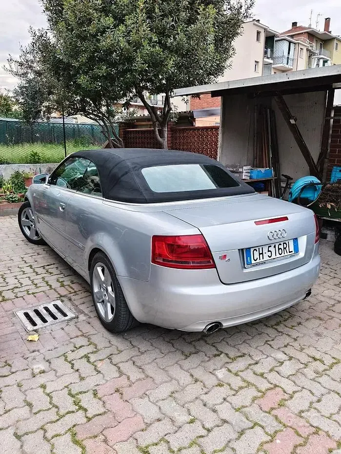 Usata Audi 80 125 CV (91 kW) 2003 Grigio Cabrio