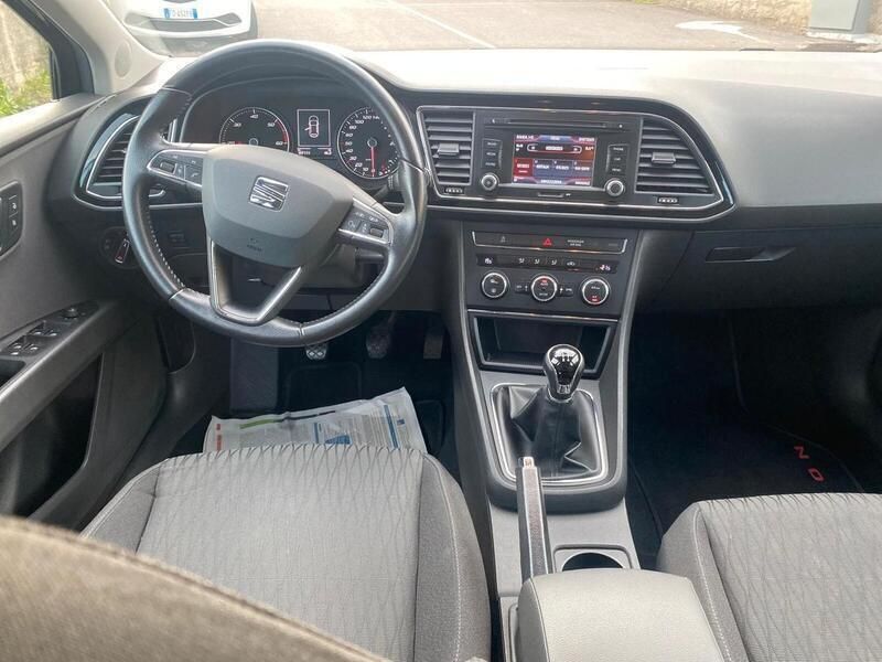 Usata Seat Leon ST Style 105 CV (77 kW) 2014 Nero Station wagon