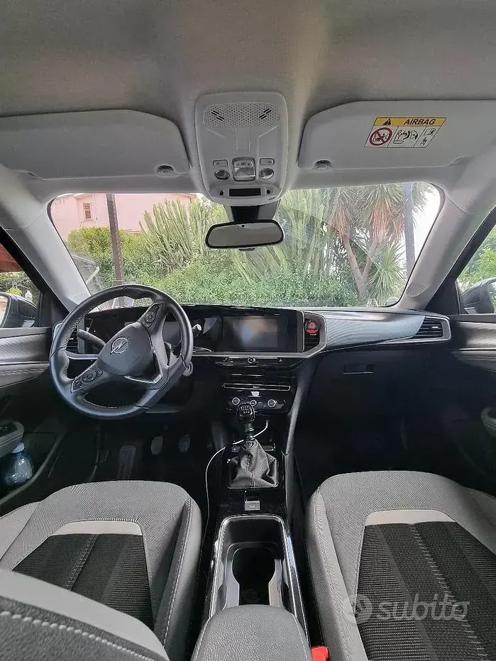 Usata Opel Mokka Elegance 101 CV (74 kW) 2023 Nero SUV